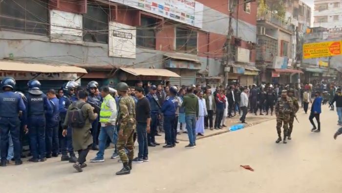 কেরানীগঞ্জে রূপালী ব্যাংকে হানা দেয়া ডাকাতদের দুই দাবি